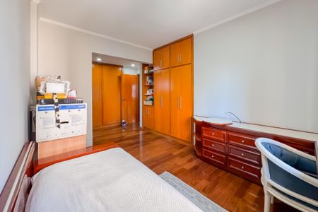 Apartamento à venda com 205m², 4 quartos e 3 vagas Apartamento à venda com 205m², 4 quartos e 3 vagasSuíte 1