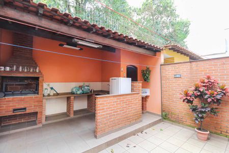 Casa à venda com 150m², 3 quartos e 2 vagas Casa à venda com 150m², 3 quartos e 2 vagasÁrea comum