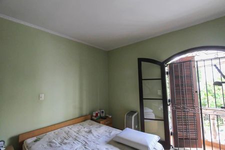 Casa à venda com 150m², 3 quartos e 2 vagas Casa à venda com 150m², 3 quartos e 2 vagasSuíte