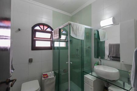 Casa à venda com 150m², 3 quartos e 2 vagas Casa à venda com 150m², 3 quartos e 2 vagasBanheiro da Suíte