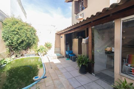 Casa à venda com 120m², 3 quartos e 1 vagaQuintal