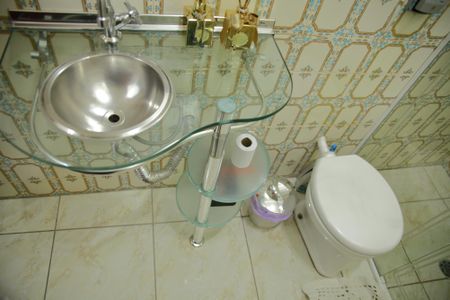 Casa à venda com 220m², 3 quartos e 2 vagasLavabo