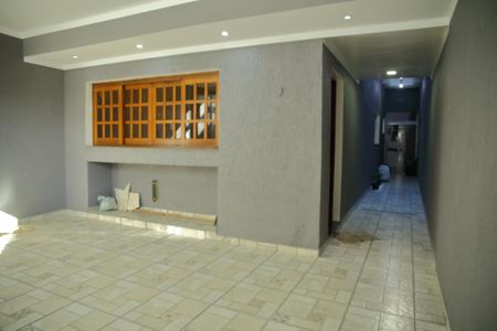 Casa à venda com 220m², 3 quartos e 2 vagasGaragem