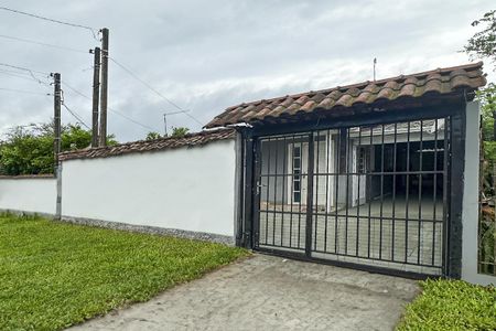 Casa à venda com 92m², 2 quartos e 1 vagaFachada