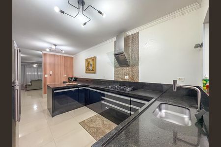 Casa à venda com 207m², 3 quartos e 4 vagas Casa à venda com 207m², 3 quartos e 4 vagasCozinha