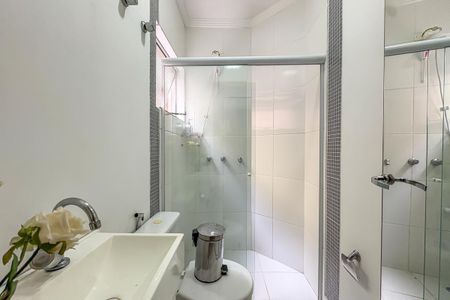 Casa à venda com 207m², 3 quartos e 4 vagas Casa à venda com 207m², 3 quartos e 4 vagasBanheiro da Suíte 2