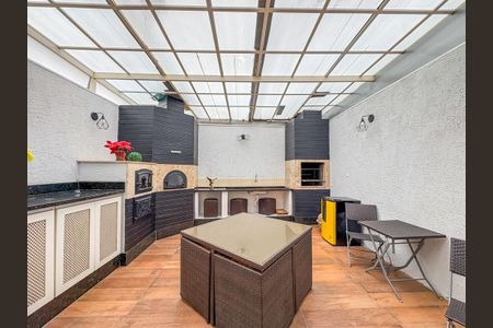 Casa à venda com 207m², 3 quartos e 4 vagas Casa à venda com 207m², 3 quartos e 4 vagasEspaço Gourmet