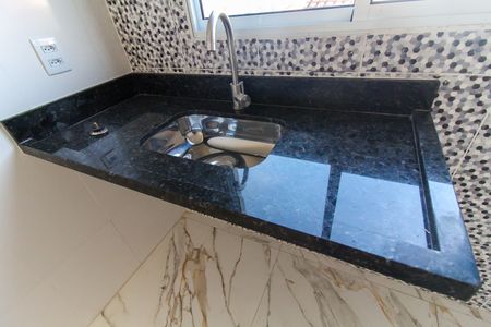 Apartamento à venda com 82m², 2 quartos e 2 vagasCozinha