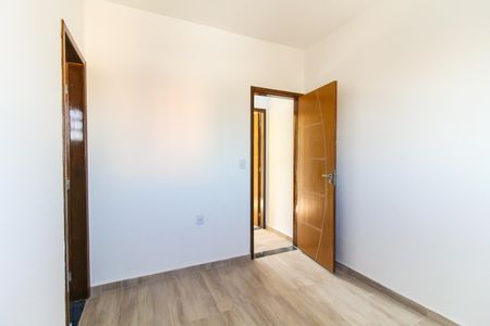 Apartamento à venda com 82m², 2 quartos e 2 vagasSuíte 2