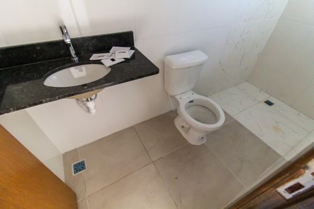 Apartamento à venda com 82m², 2 quartos e 2 vagas Apartamento à venda com 82m², 2 quartos e 2 vagasBanheiro da Suíte 1