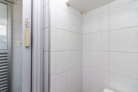 Apartamento à venda com 60m², 2 quartos e 2 vagasBanheiro de Serviço