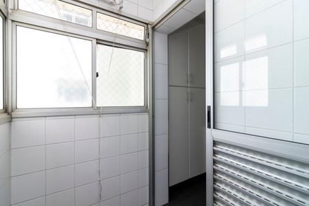 Apartamento à venda com 60m², 2 quartos e 2 vagasÁrea de Serviço