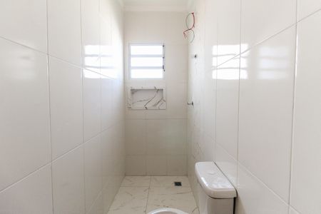 Apartamento à venda com 82m², 2 quartos e 2 vagas Apartamento à venda com 82m², 2 quartos e 2 vagasBanheiro da Suíte 2