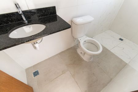 Apartamento à venda com 82m², 2 quartos e 2 vagas Apartamento à venda com 82m², 2 quartos e 2 vagasBanheiro da Suíte 1