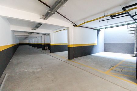 Apartamento à venda com 82m², 2 quartos e 2 vagas Apartamento à venda com 82m², 2 quartos e 2 vagasEstacionamento