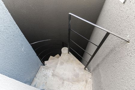 Apartamento à venda com 82m², 2 quartos e 2 vagas Apartamento à venda com 82m², 2 quartos e 2 vagasEscada - Estacionamento