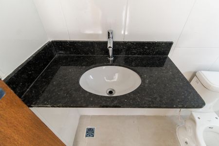 Apartamento à venda com 82m², 2 quartos e 2 vagas Apartamento à venda com 82m², 2 quartos e 2 vagasBanheiro da Suíte 1