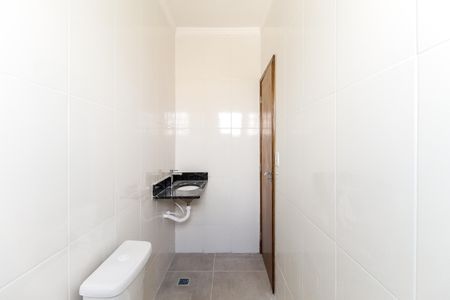 Apartamento à venda com 82m², 2 quartos e 2 vagas Apartamento à venda com 82m², 2 quartos e 2 vagasBanheiro da Suíte 1