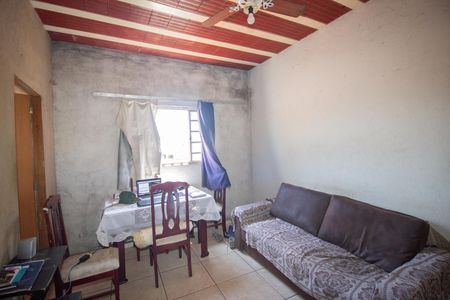 Sala de casa à venda com 2 quartos, 73m² em Tres Barras, Contagem