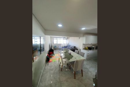 Apartamento à venda com 2 quartos, 74m² em Aclimação, São Paulo