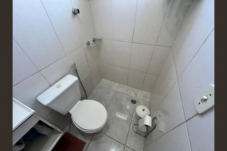 Casa à venda com 140m², 3 quartos e 3 vagasBanheiro da Suíte 2