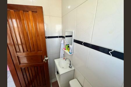 Casa à venda com 140m², 3 quartos e 3 vagasBanheiro da Suíte 2