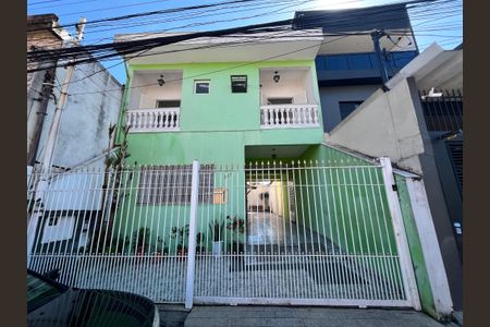 Casa à venda com 140m², 3 quartos e 3 vagasFachada