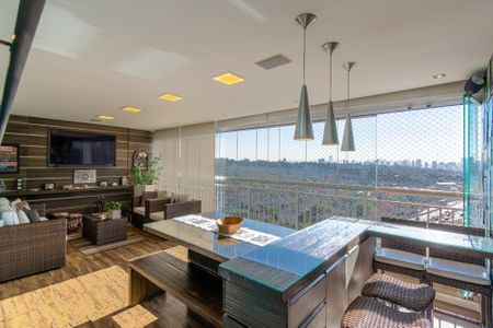 Apartamento à venda com 146m², 2 quartos e 2 vagas Apartamento à venda com 146m², 2 quartos e 2 vagasVaranda