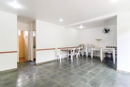 Apartamento à venda com 48m², 2 quartos e 1 vagaÁrea comum