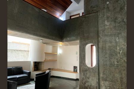 Casa à venda com 3 quartos, 290m² em Vila Sonia, São Paulo