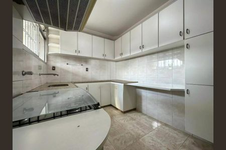 Casa à venda com 178m², 4 quartos e 3 vagas Casa à venda com 178m², 4 quartos e 3 vagasCozinha