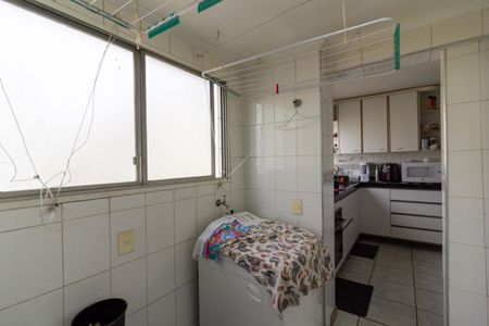 Apartamento à venda com 139m², 4 quartos e 2 vagas Apartamento à venda com 139m², 4 quartos e 2 vagasÁrea de Serviço