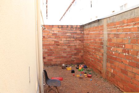 Apartamento para alugar com 50m², 2 quartos e 1 vagaQuintal