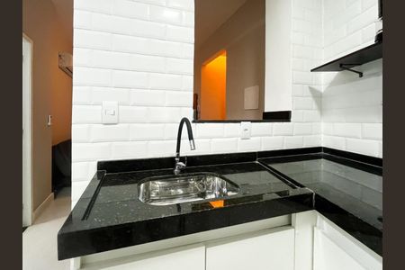 Apartamento à venda com 43m², 1 quarto e sem vaga