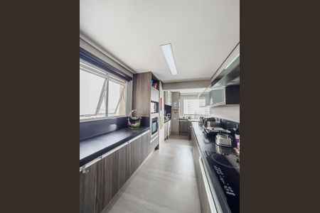 Apartamento à venda com 147m², 2 quartos e 4 vagas
