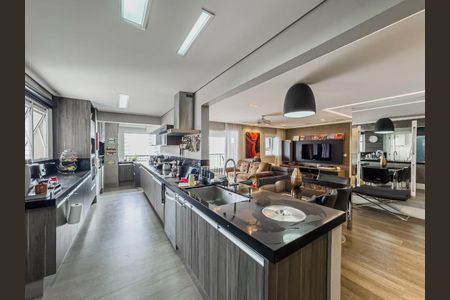 Apartamento à venda com 147m², 2 quartos e 4 vagas