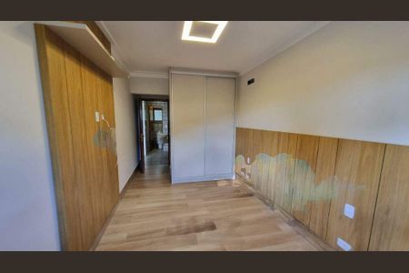 Casa de condomínio à venda com 570m², 5 quartos e 6 vagas