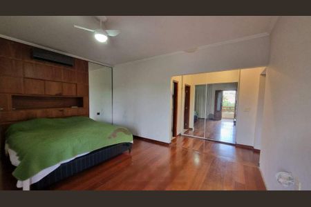 Casa de condomínio à venda com 570m², 5 quartos e 6 vagas