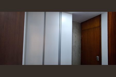 Apartamento à venda com 330m², 4 quartos e 3 vagas Apartamento à venda com 330m², 4 quartos e 3 vagasÁrea de Serviço