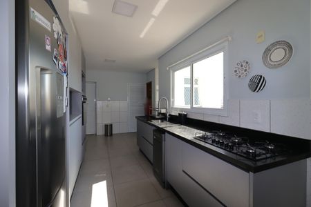 Apartamento à venda com 104m², 2 quartos e 2 vagasCozinha