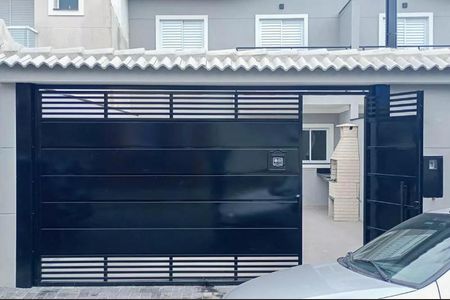 Casa à venda com 76m², 2 quartos e 2 vagas Casa à venda com 76m², 2 quartos e 2 vagasFoto 01