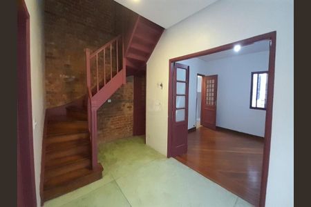 Casa à venda com 264m², 4 quartos e 5 vagas