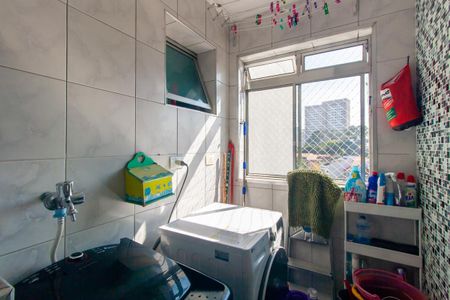 Apartamento à venda com 64m², 3 quartos e 1 vagaÁrea de Serviço