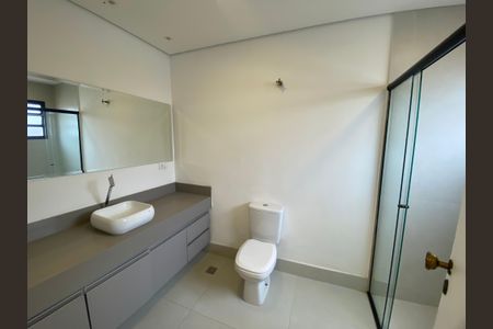 Casa à venda com 220m², 3 quartos e 2 vagas Casa à venda com 220m², 3 quartos e 2 vagasBanheiro da Suíte 3