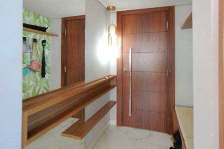 Apartamento à venda com 168m², 3 quartos e 3 vagasHall de entrada