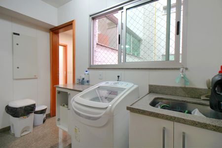 Apartamento à venda com 168m², 3 quartos e 3 vagasÁrea de Serviço