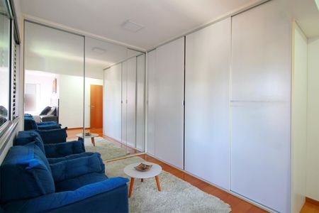 Apartamento à venda com 168m², 3 quartos e 3 vagasCloset da Suíte 1