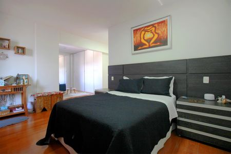 Apartamento à venda com 168m², 3 quartos e 3 vagasSuíte 1