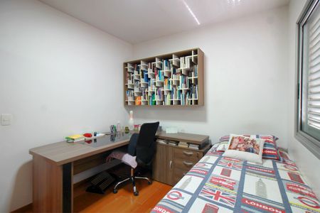 Apartamento à venda com 168m², 3 quartos e 3 vagasQuarto 