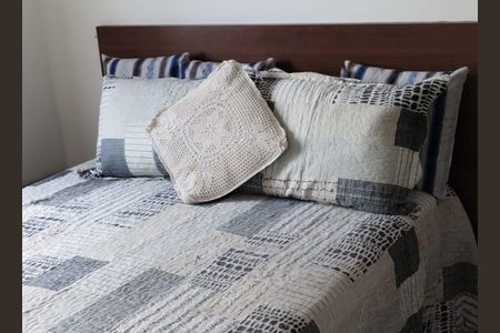 Apartamento à venda com 73m², 2 quartos e 1 vaga Apartamento à venda com 73m², 2 quartos e 1 vagaQuarto